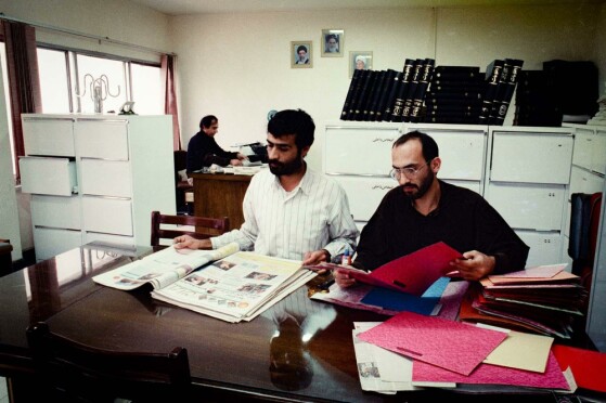 تحریریه روزنامه ایران در دهه هفتاد