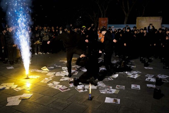 چهل و دومین جشنواره بین المللی تئاتر فجر