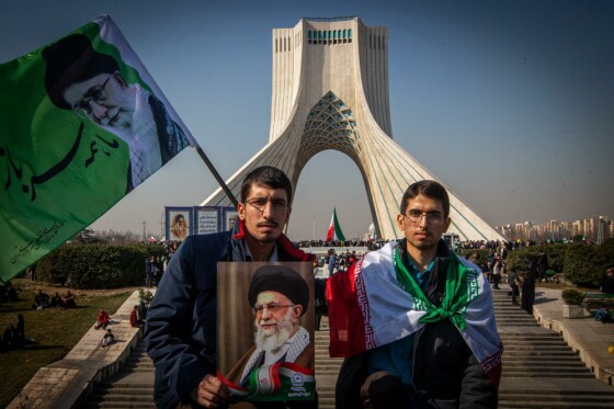 حضور اقشار مختلف مردم در جشن ۴۵ سالگی انقلاب در تهران