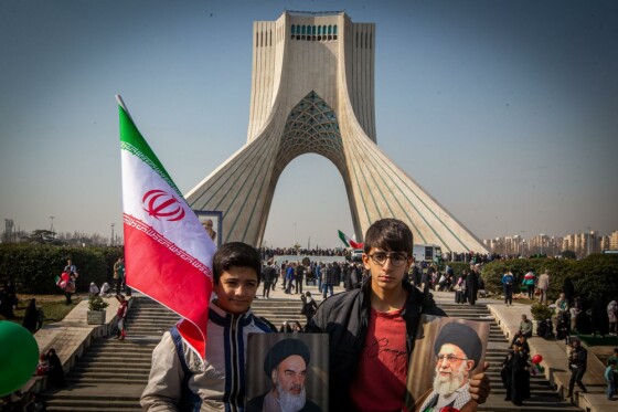 حضور اقشار مختلف مردم در جشن ۴۵ سالگی انقلاب در تهران