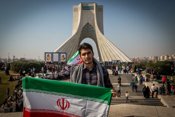 حضور اقشار مختلف مردم در جشن ۴۵ سالگی انقلاب در تهران
