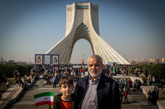 حضور اقشار مختلف مردم در جشن ۴۵ سالگی انقلاب در تهران
