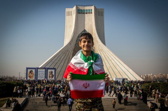 حضور اقشار مختلف مردم در جشن ۴۵ سالگی انقلاب در تهران