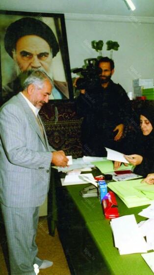 تصاویر دیده نشده از انتخابات مجلس ششم در بهمن ۱۳۷۸
