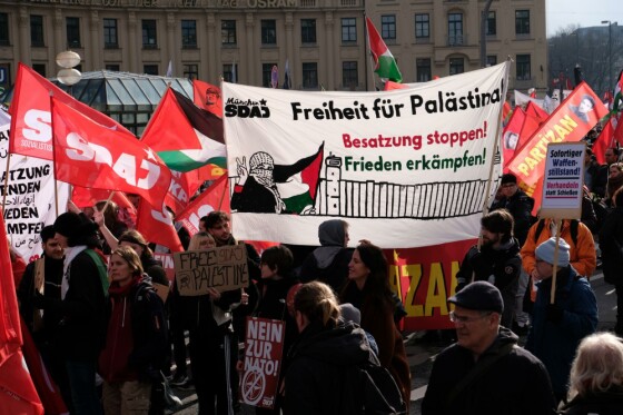 راهپیمایی در محکومیت جنایات رژیم صهیونیستی علیه مردم غزه در مونیخ