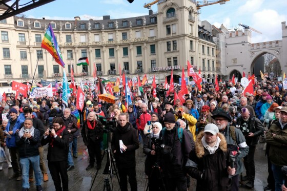 راهپیمایی در محکومیت جنایات رژیم صهیونیستی علیه مردم غزه در مونیخ