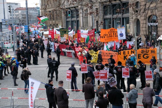 راهپیمایی در محکومیت جنایات رژیم صهیونیستی علیه مردم غزه در مونیخ