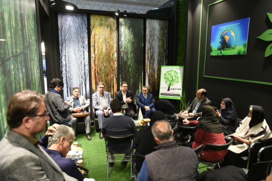 حاشیه دومین روز بیست و چهارمین نمایشگاه رسانه های ایران