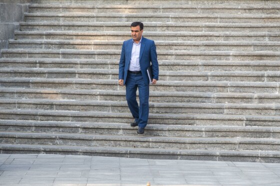 حاشیه جلسه هیات دولت - ۲ اسفند