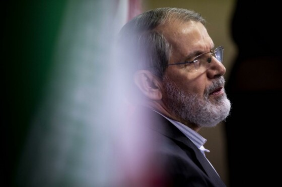 نشست خبری صادق محصولی در خبرگزاری تسنیم