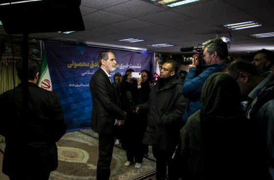 نشست خبری صادق محصولی در خبرگزاری تسنیم