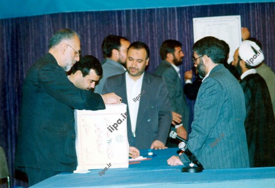 عکسهای منتشر نشده از  انتخابات دوره سوم مجلس خبرگان رهبری
