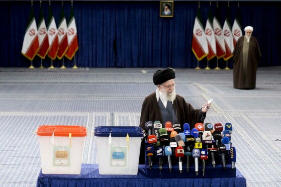حضور رهبرانقلاب در انتخابات مجلس شورای اسلامی و مجلس خبرگان رهبری