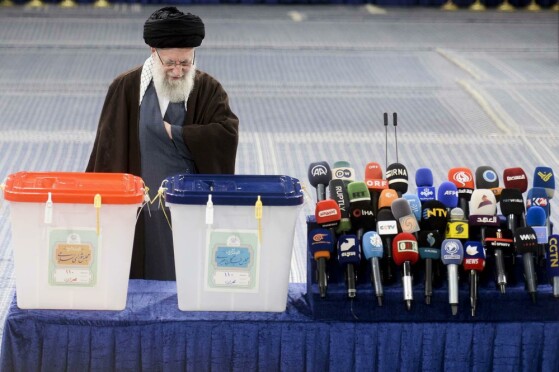 حضور رهبرانقلاب در انتخابات مجلس شورای اسلامی و مجلس خبرگان رهبری