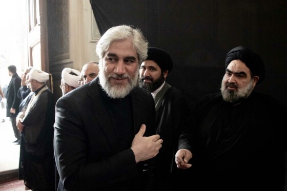 تشییع پیکر آیت الله امامی کاشانی (ره)