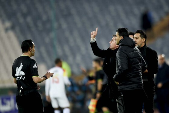 دیدار تیم های فوتبال پرسپولیس و فولاد