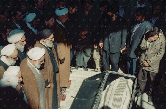 عکسهای منتشر نشده از مراسم تشییع پیکر حجت‌‌‌ الاسلام سید احمد خمینی
