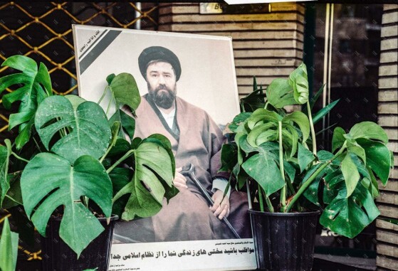 عکسهای منتشر نشده از مراسم تشییع پیکر حجت‌‌‌ الاسلام سید احمد خمینی