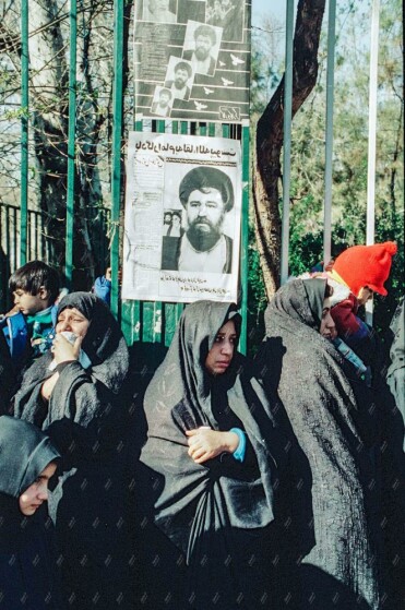 عکسهای منتشر نشده از مراسم تشییع پیکر حجت‌‌‌ الاسلام سید احمد خمینی