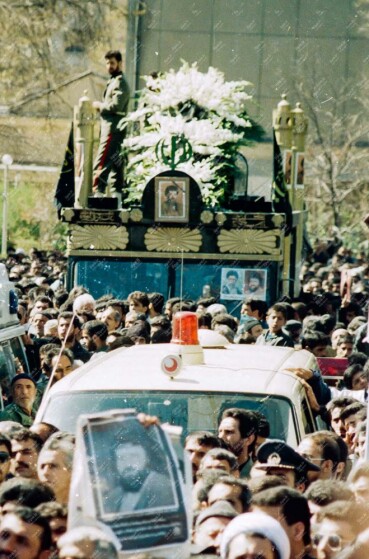 عکسهای منتشر نشده از مراسم تشییع پیکر حجت‌‌‌ الاسلام سید احمد خمینی