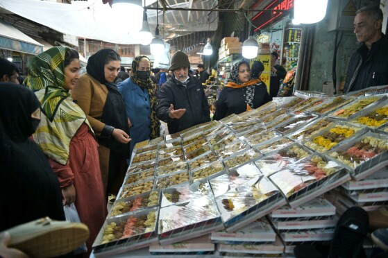 خرید نوروزی در بازار نعلبندان گرگان