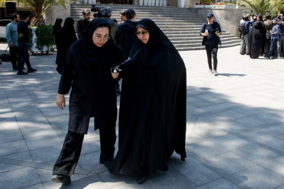 حاشیه جلسه هیات دولت