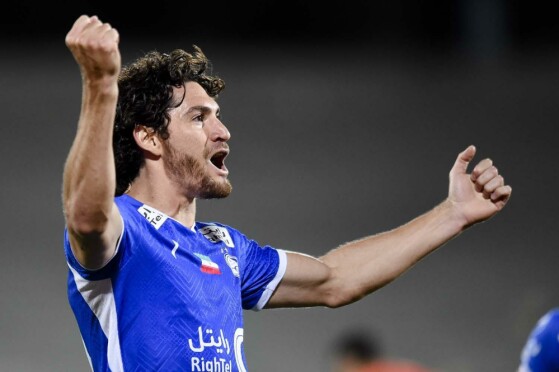 دیدار تیم های استقلال تهران و مس رفسنجان