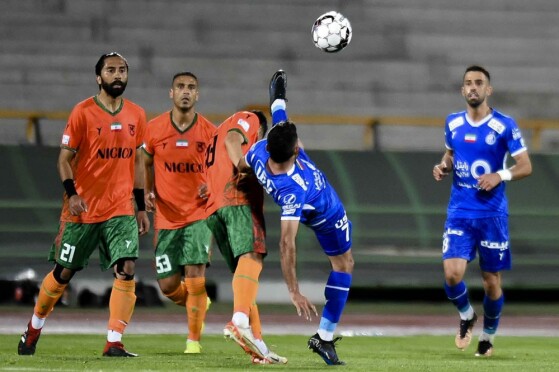 دیدار تیم های استقلال تهران و مس رفسنجان