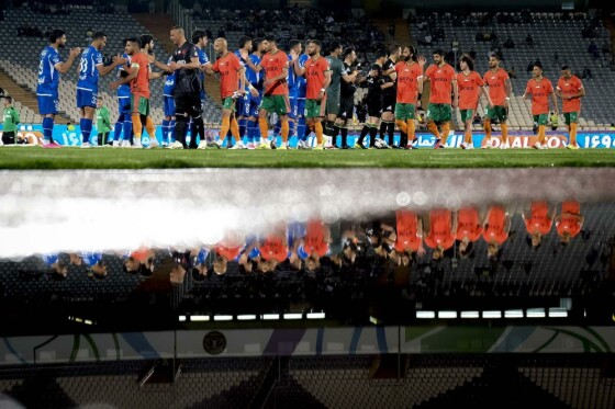 دیدار تیم های استقلال تهران و مس رفسنجان