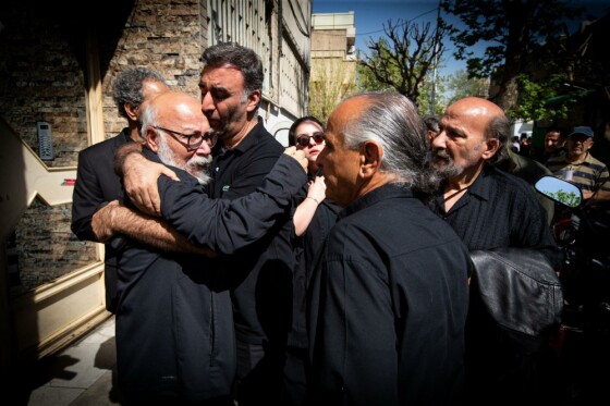 مراسم تشییع مرحوم رضا داوودنژاد