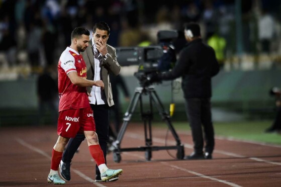 دیدار تیم های پرسپولیس و ملوان