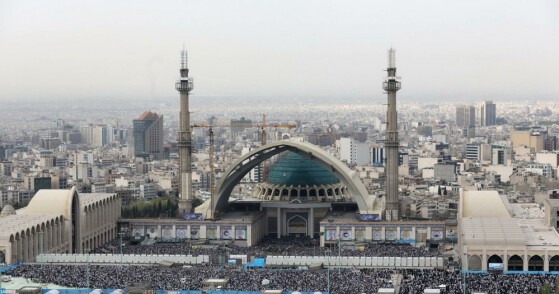 اقامه نماز عید فطر به امامت رهبر معظم انقلاب