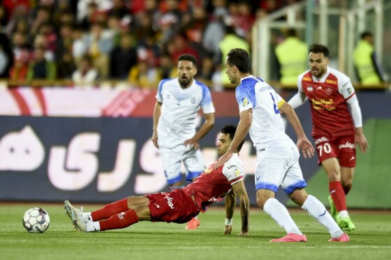 دیدار تیم های پرسپولیس و ملوان