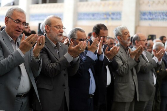 اقامه نماز عید فطر به امامت رهبر معظم انقلاب