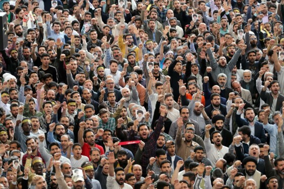 اقامه نماز عید فطر به امامت رهبر معظم انقلاب