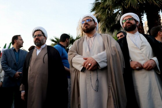 تجمع مردمی در حمایت از حمله سپاه به اسرائیل