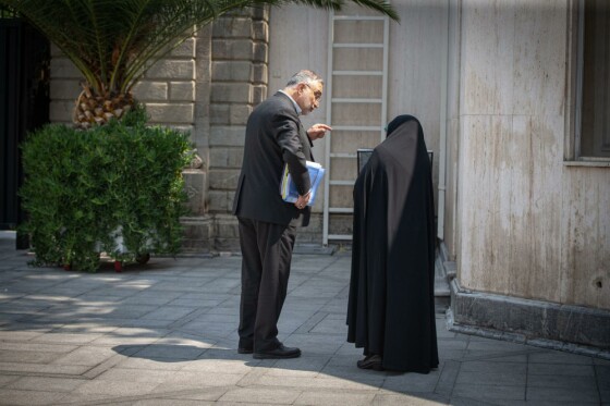 حاشیه جلسه هیات دولت