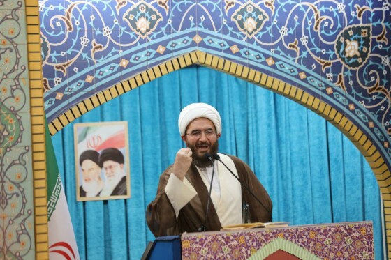 راهپیمایی نمازگزاران در حمایت از اجرای عملیات «وعده صادق»