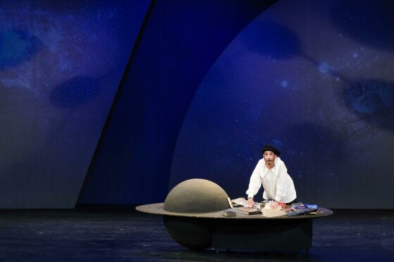 نمایش گالیله