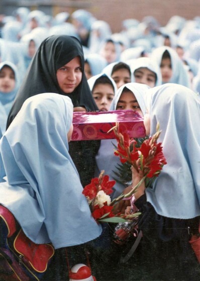 جشن روز معلم در سال ۱۳۷۵