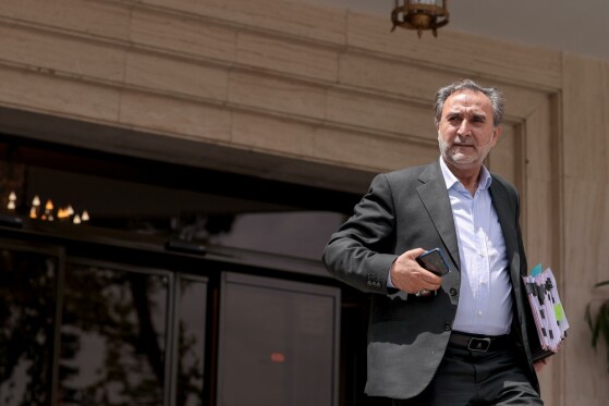 در حاشیه جلسه هیئت دولت