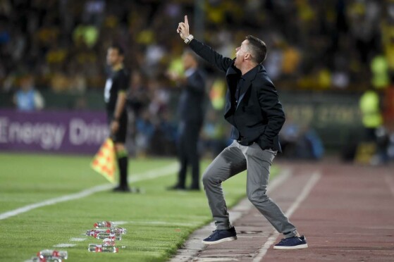 دیدار تیم های پرسپولیس و سپاهان