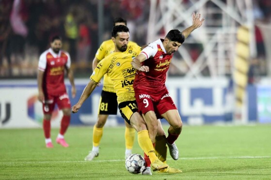 دیدار تیم های پرسپولیس و سپاهان