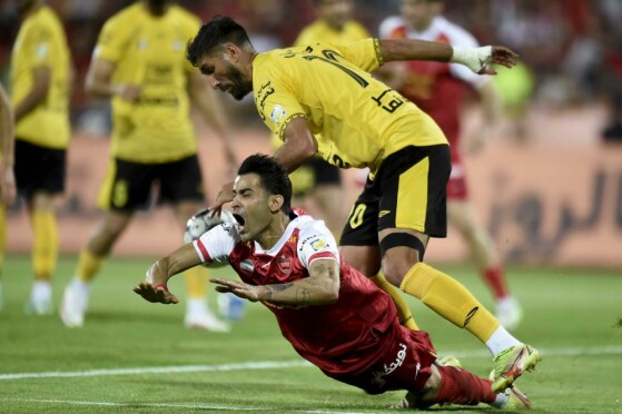 دیدار تیم های پرسپولیس و سپاهان