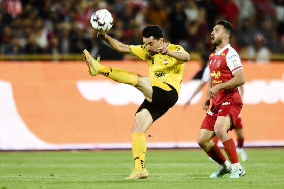 دیدار تیم های پرسپولیس و سپاهان