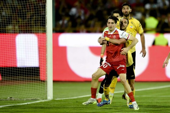 دیدار تیم های پرسپولیس و سپاهان