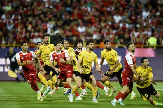 دیدار تیم های پرسپولیس و سپاهان