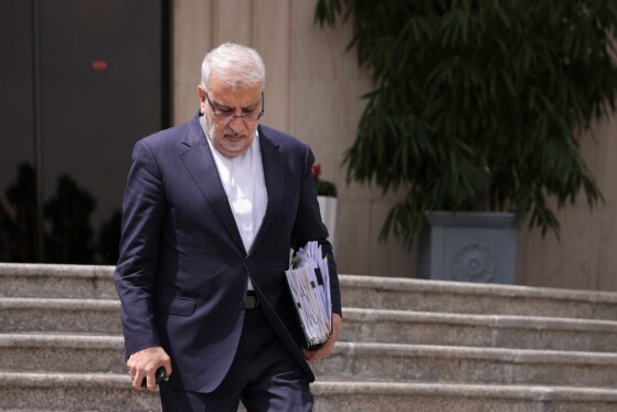 در حاشیه جلسه هیئت دولت