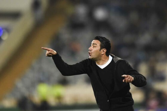 دیدار تیم های فوتبال استقلال تهران و ذوب آهن اصفهان