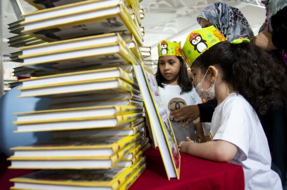 سومین روز نمایشگاه سی و پنجمین نمایشگاه کتاب تهران